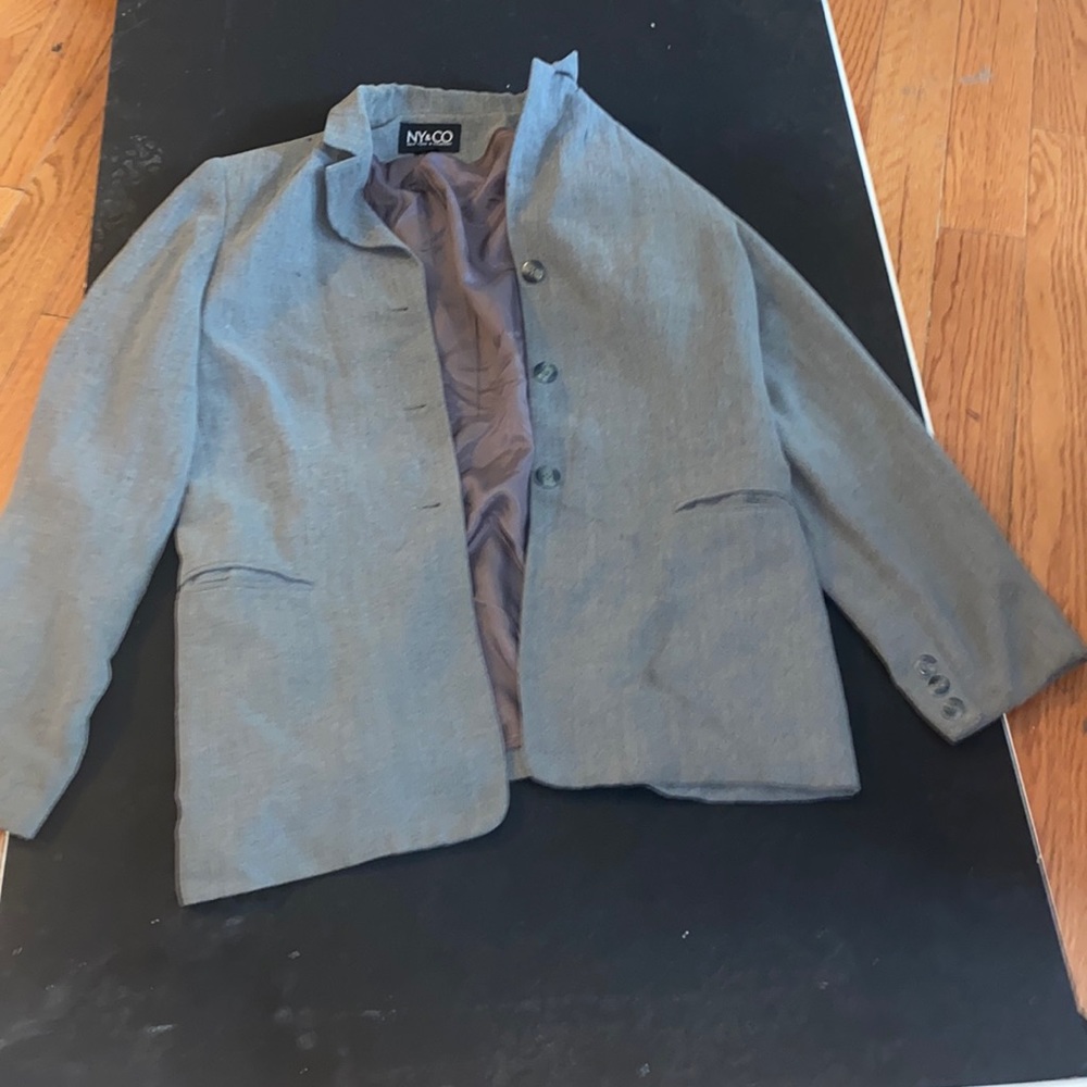 Grey blazer
